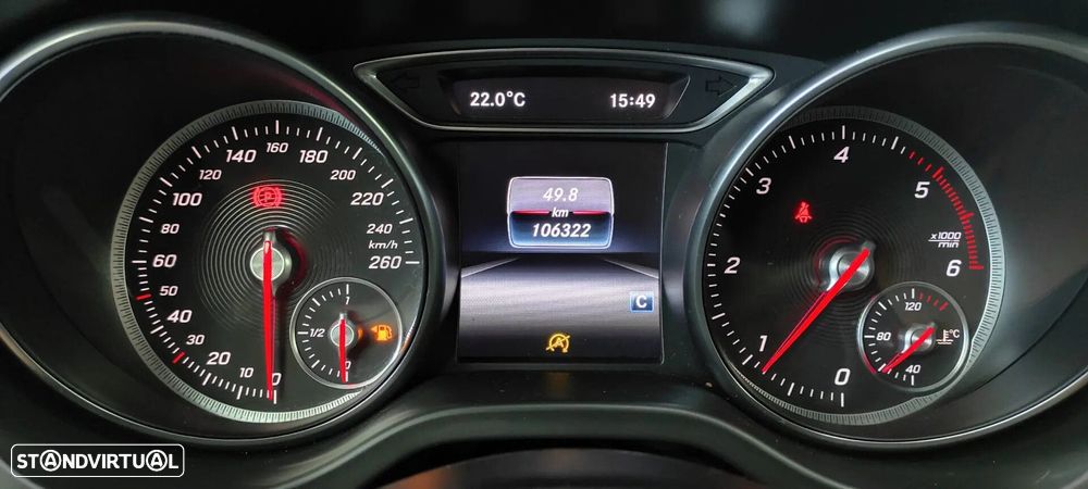 Mercedes-Benz CLA 180 d Shooting Brake AMG Line - 37