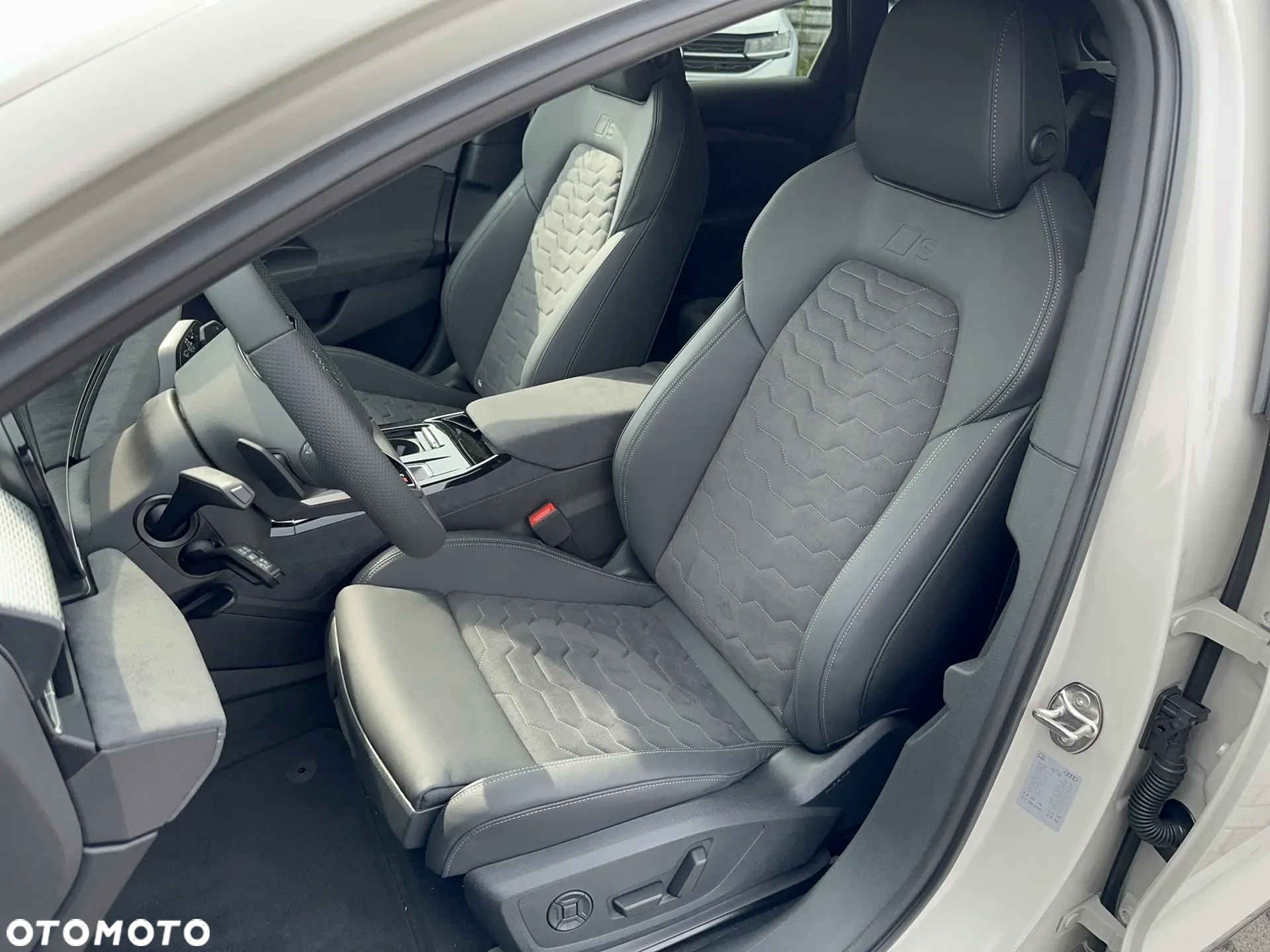 Audi A6 Sportback e-tron 83kWh - 12