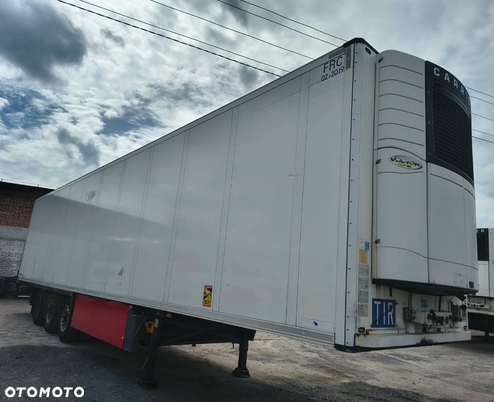 Schmitz Cargobull sko24