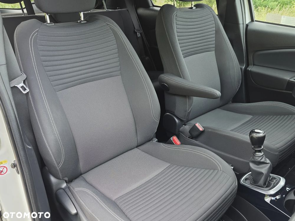 Toyota Yaris 1.5 Selection - 22