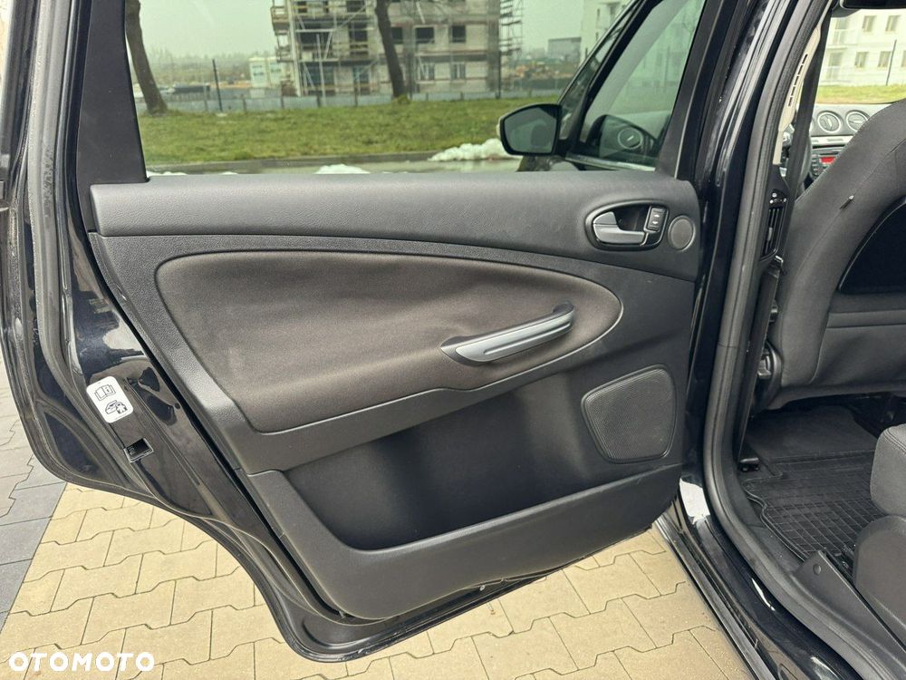 Ford S-Max 2.0 TDCi Titanium - 28