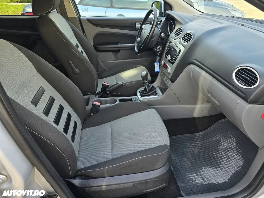 Ford Focus Turnier 1.6 TDCi Sport - 8