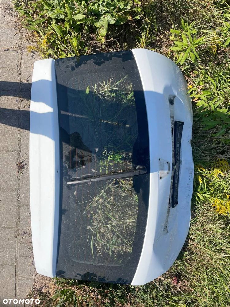 KAROSERIA DACIA LOGAN MCV 14r. KOD LAKIERU: OV369 - 31