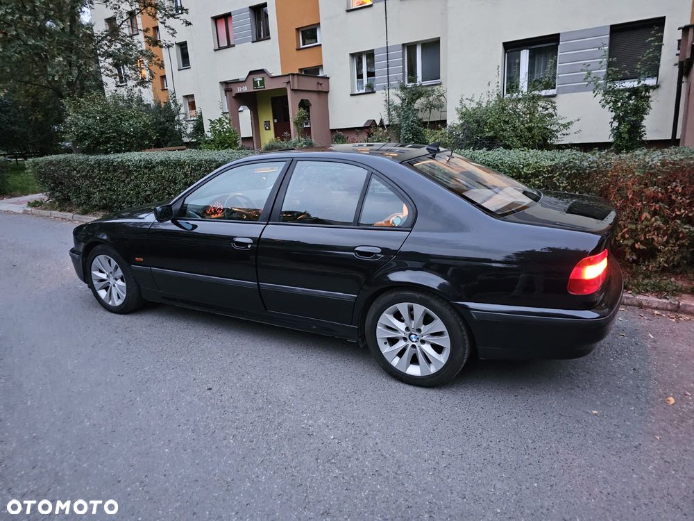 BMW Seria 5 - 11