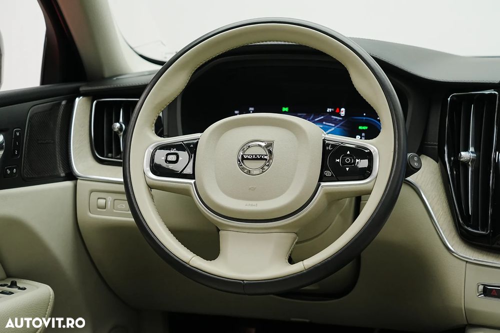 Volvo XC 60 Recharge T6 Twin Engine eAWD Inscription Expression - 28