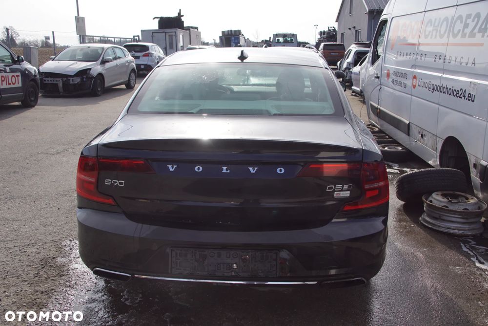 Auto na części - Volvo S90 II 2.0 D5 D4204T23 TG-81SC 717 2018R Silnik Skrzynia Drzwi Błotnik Klapa Zderzak Lusterko Klamka Szyba Lampa Deska Kokpit Sterownik Moduł Czujnik Licznik Wyświetlacz Panel Kierownica - 5