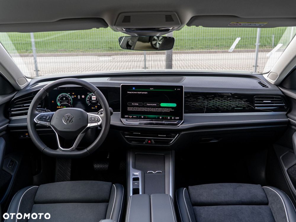 Volkswagen Passat - 18