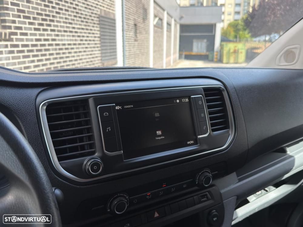 Opel Vivaro - 26