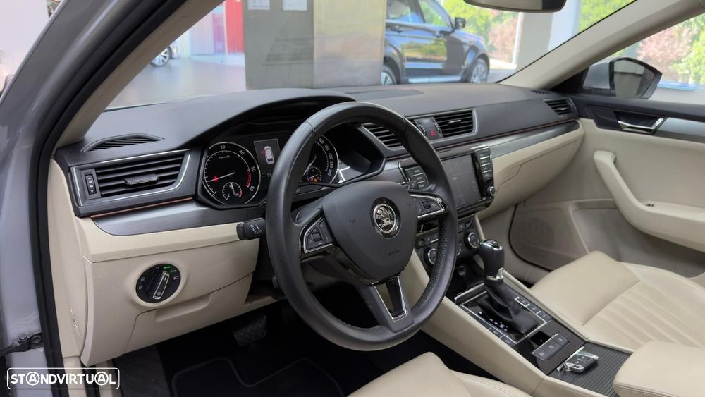 Skoda Superb Break 2.0 TDI Style DSG - 20