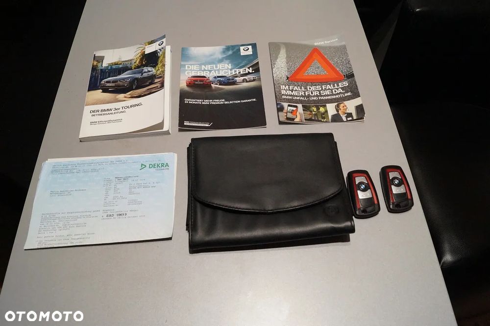 BMW Seria 3 318i Sport Line - 37