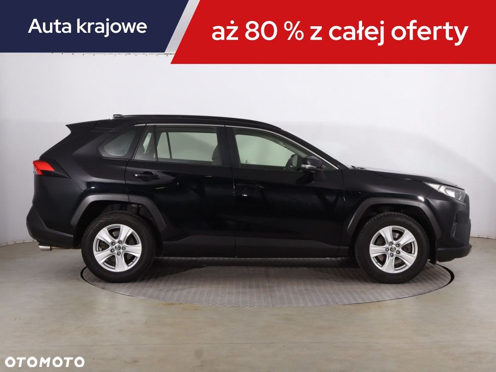Toyota RAV4 - 8
