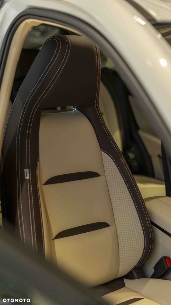 Bestune T77 1.5T Elegance DCT - 6