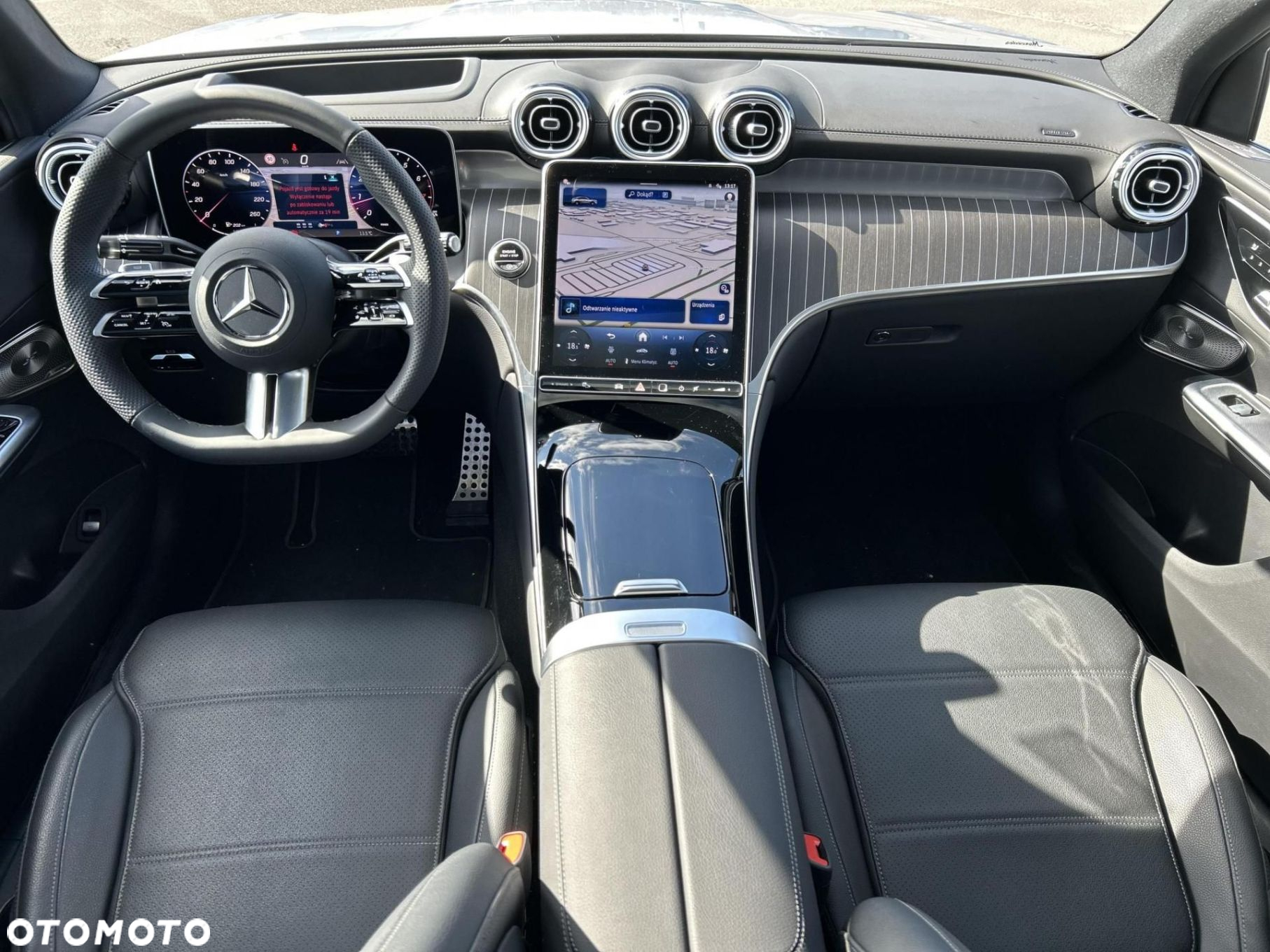 Mercedes-Benz GLC - 17
