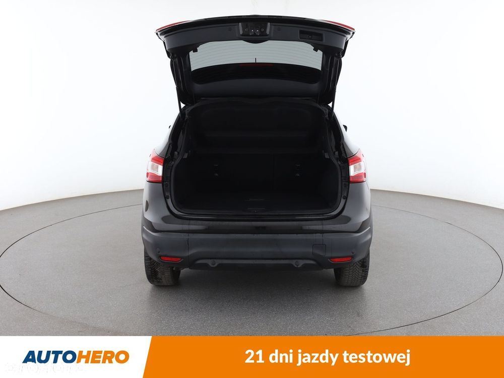 Nissan Qashqai 1.6 DCi Visia - 16