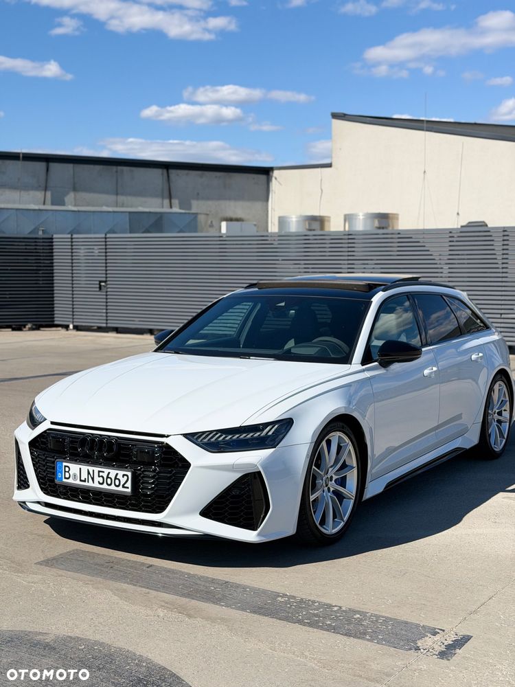 Audi RS6 Avant - 11