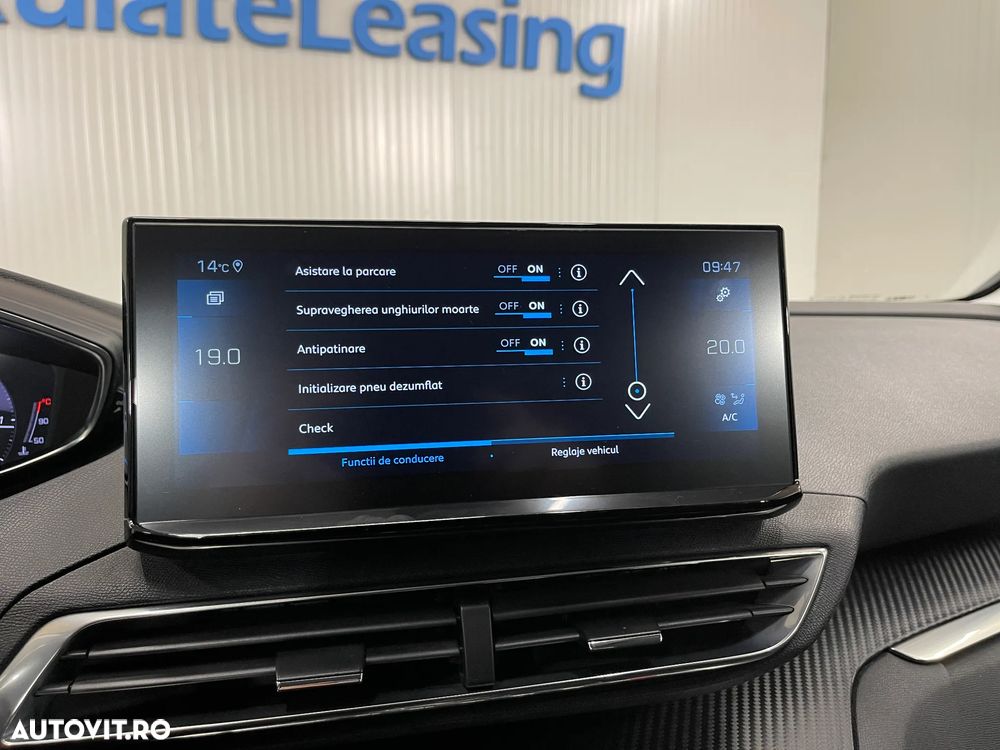 Peugeot 5008 1.5L BlueHDI EAT8 S&S Allure - 17