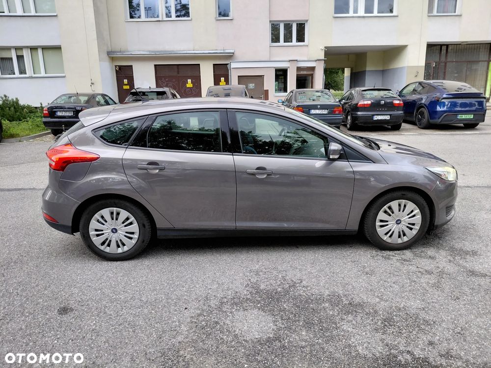 Ford Focus 1.6 Trend - 2