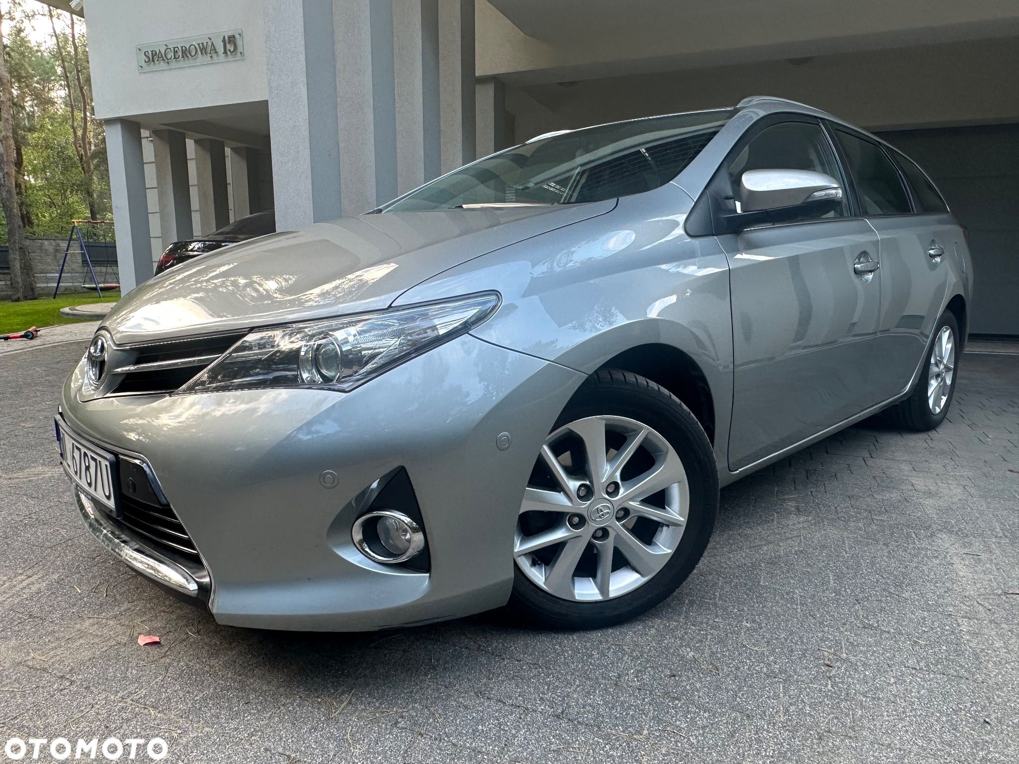 Toyota Auris 1.6 Edition - 1