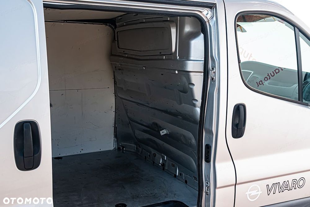 Opel Vivaro L2H1 2.0 115KM - 10