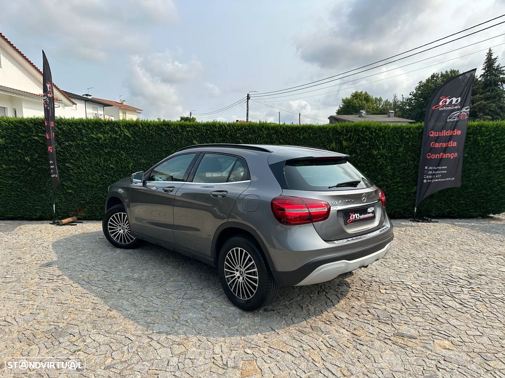 Mercedes-Benz GLA 200 d 7G-DCT Urban - 7