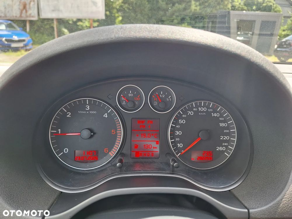 Audi A3 Sportback 2.0 TDI DSG Attraction - 26