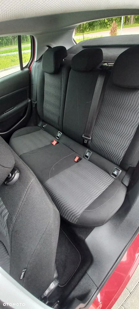 Peugeot 308 1.2 PureTech Business Line S&S - 15