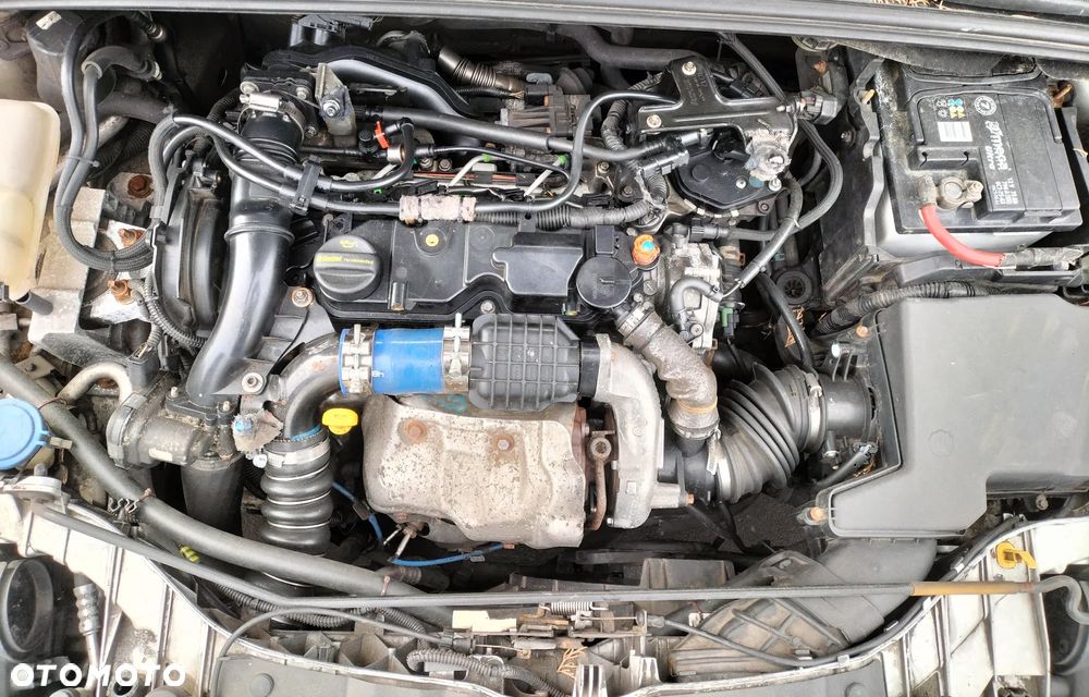 FORD FOCUS III MK3 Turnier 1.6 TDCi KOD OB KIEROWNICA SKÓRA PODUSZKA AIRBAG  DRZWI LEWE PRAWE TYŁ PRZEDNIE KLAPA BAGAŻNIKA ZDERZAK PRZÓD TYŁ BŁOTNIK SZYBA LUSTERKO LAMPA SILNIK SKRZYNIA CAŁY NA CZĘŚCI - 6