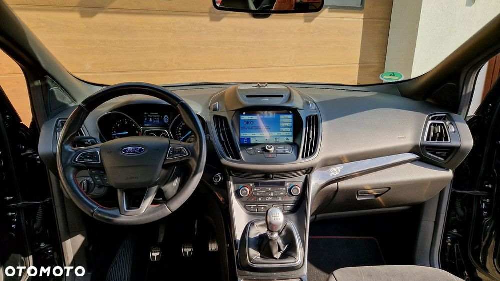 Ford Kuga - 27