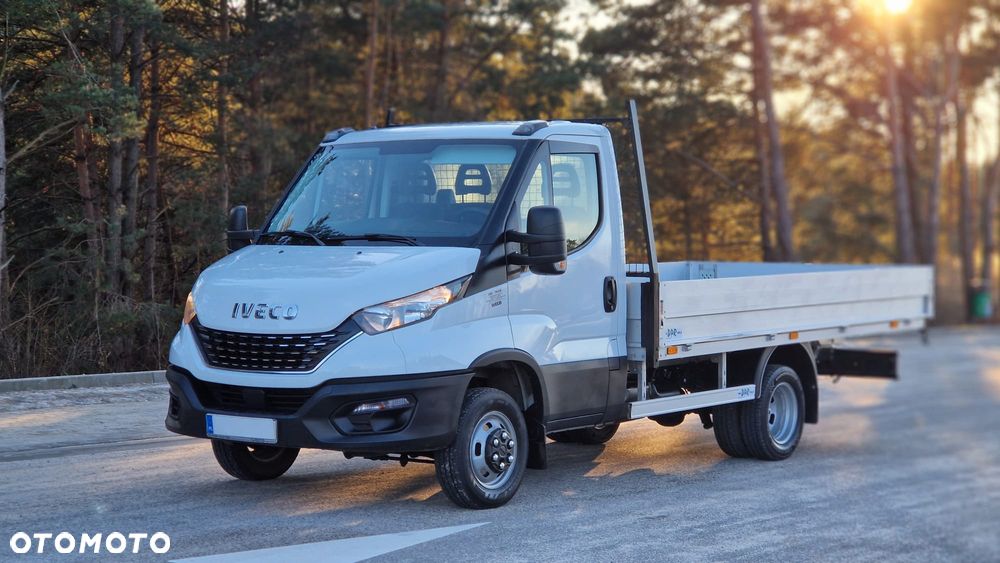 Iveco DAILY 3.0 180KM 35C18❗❗ NOWY MODEL / ZABUDOWA 8EP / SKRZYNIA OTWARTA DPR / PLATFORMA / SKRZYNIA MANUALNA / BLIŹNIAKI / BURTY 40CM / SERWIS ASO / SALON POLSKA / 35C15 50C15 35C18❗❗ - 2