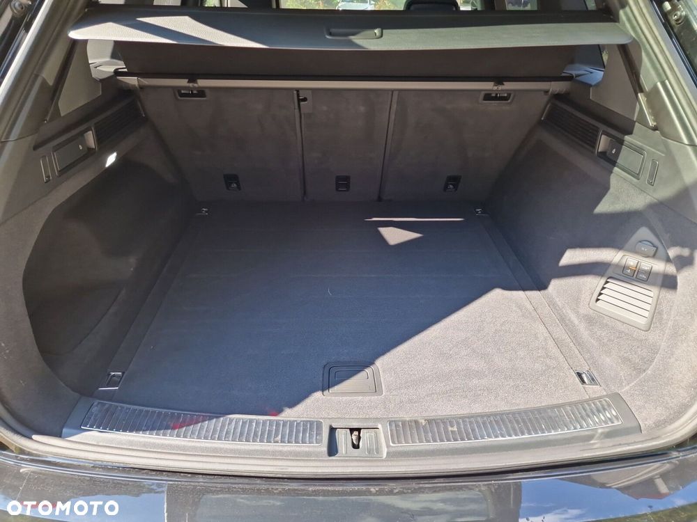 Volkswagen Touareg 3.0 V6 TDI SCR 4Mot R-Line - 24