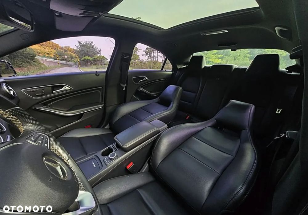 Mercedes-Benz CLA 2015