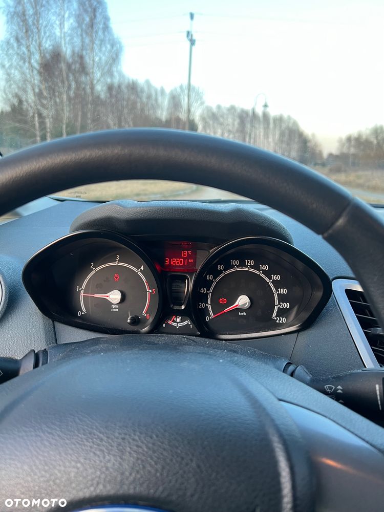 Ford Fiesta 1.4 TDCi Ambiente - 5