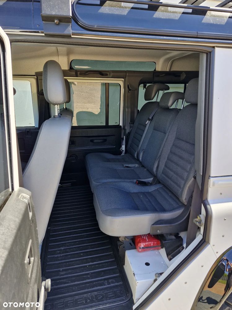 Land Rover Defender 2.2 TD4 E - 13