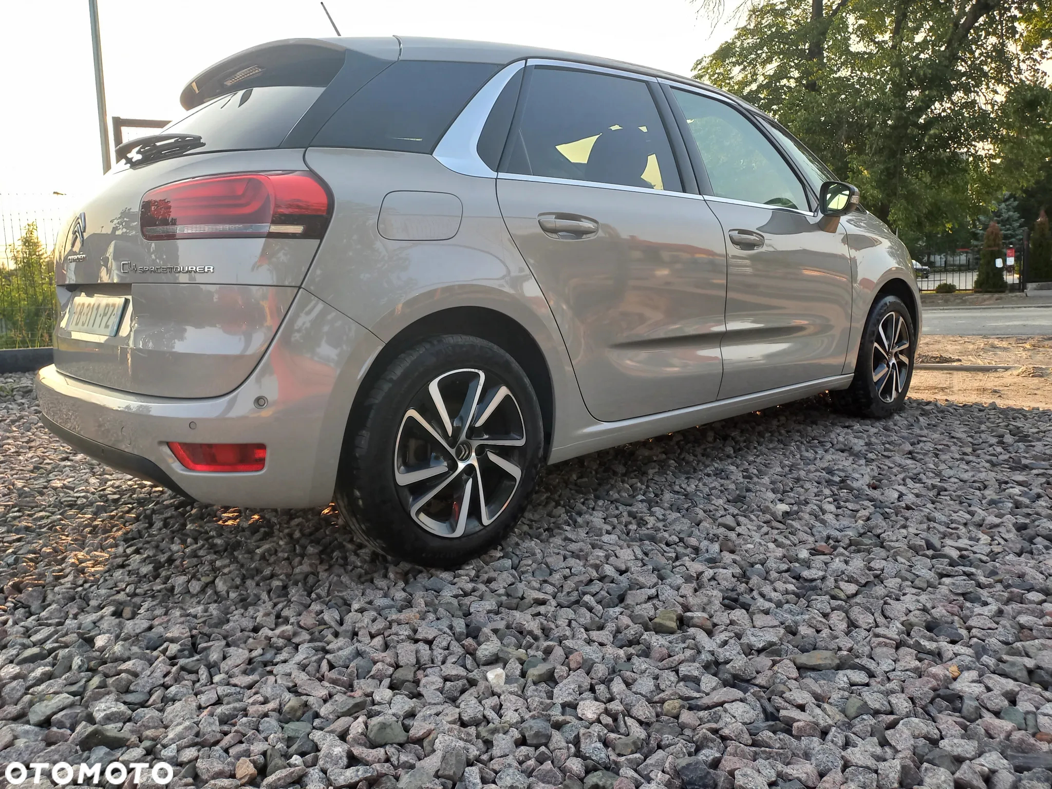 Citroën C4 SpaceTourer 1.2 PureTech Shine S&S - 9