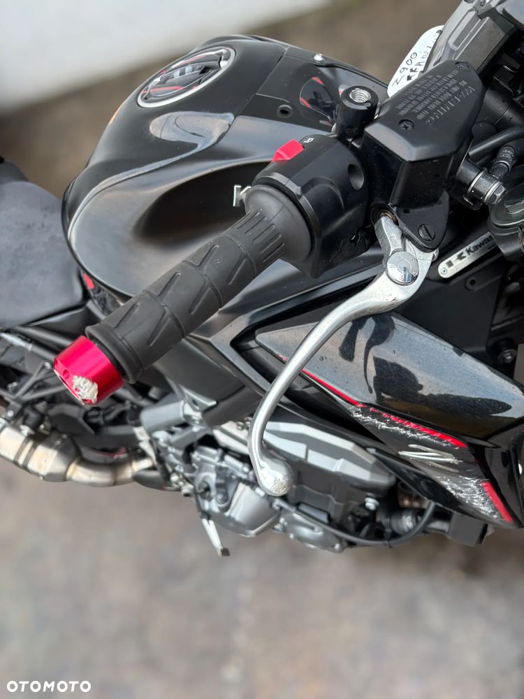 Kawasaki Z 900 - 17