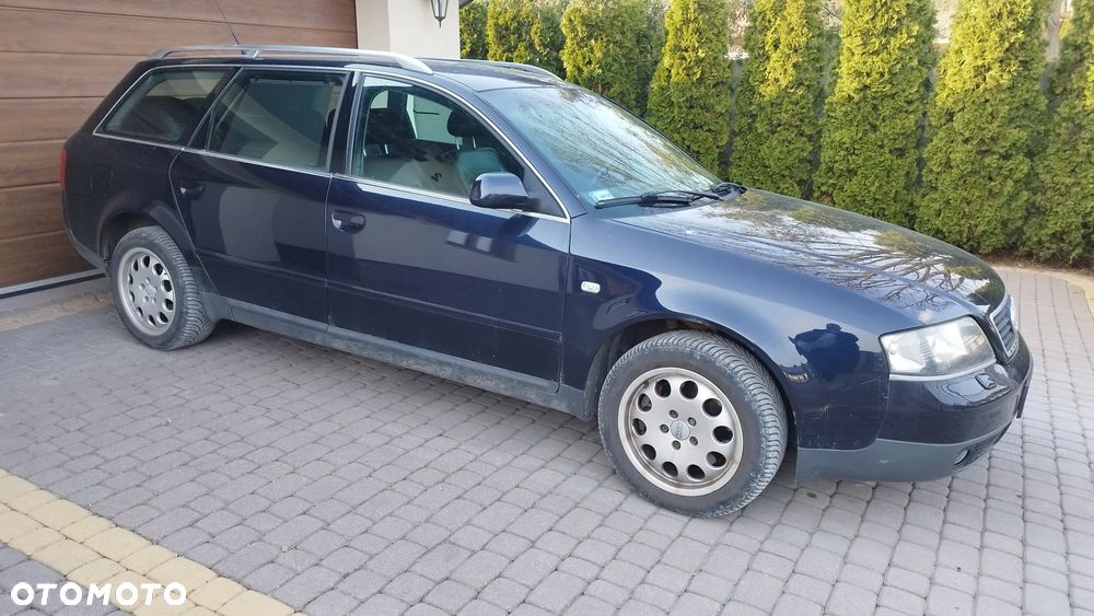 Audi A6 Avant 2.4 - 11