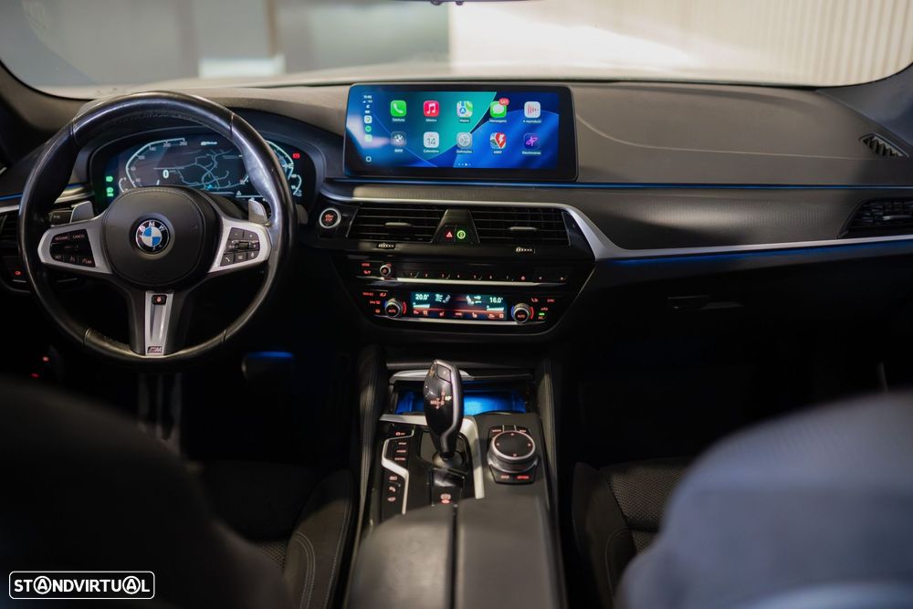 BMW 530 e Pack Desportivo M - 31