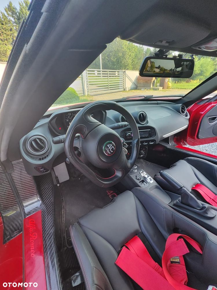 Alfa Romeo 4C - 7