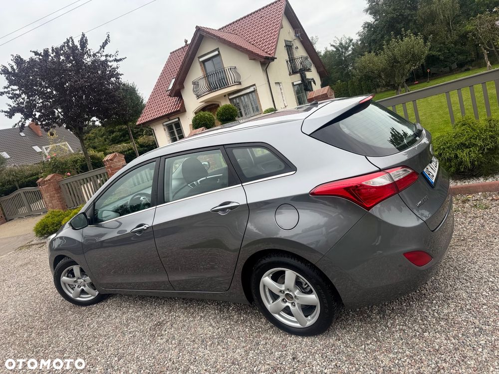 Hyundai i30 1.6 CRDi BlueDrive Classic - 12
