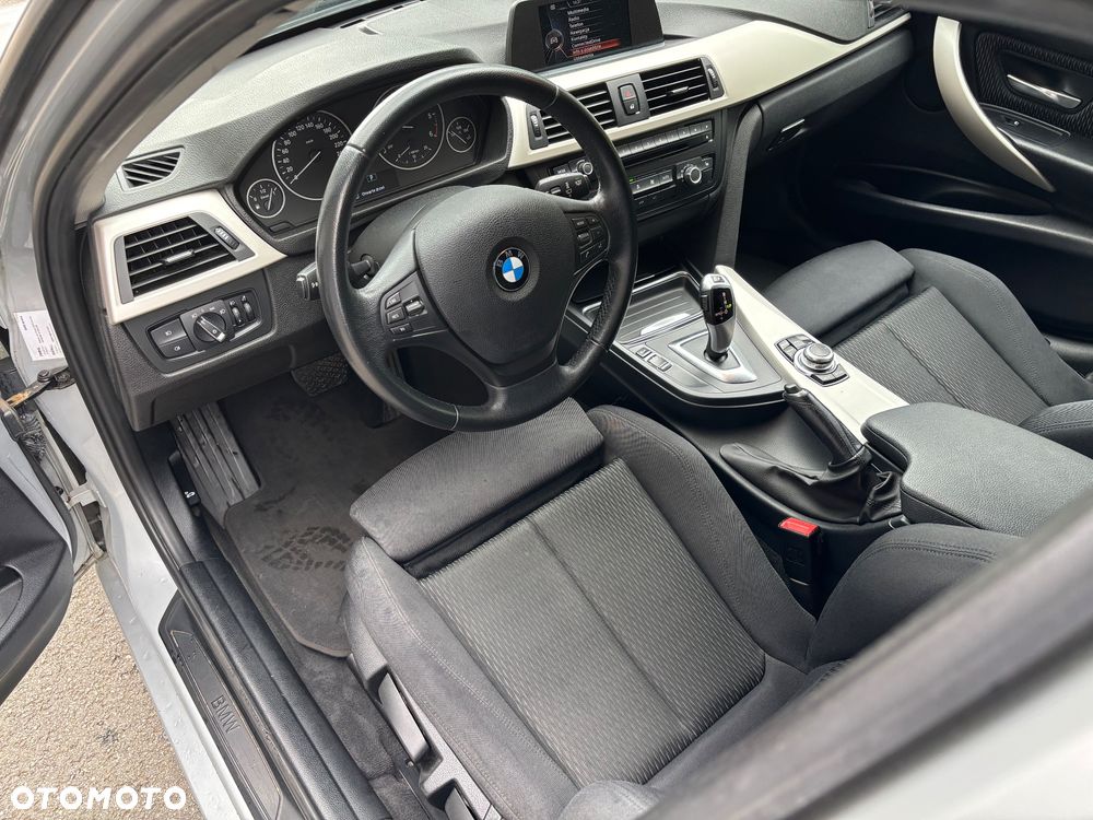 BMW Seria 3 - 10