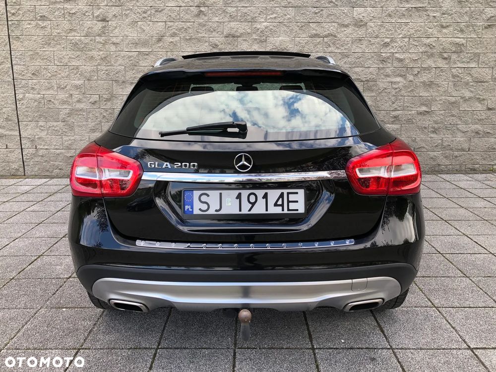 Mercedes-Benz GLA 200 Activity Edition - 8