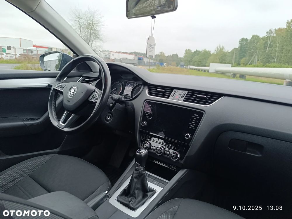 Skoda Octavia 1.5 TSI ACT Ambition - 6