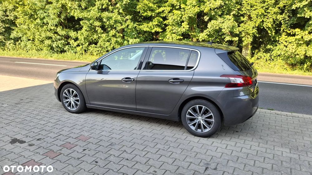 Peugeot 308 1.2 PureTech Allure S&S EAT6 - 7