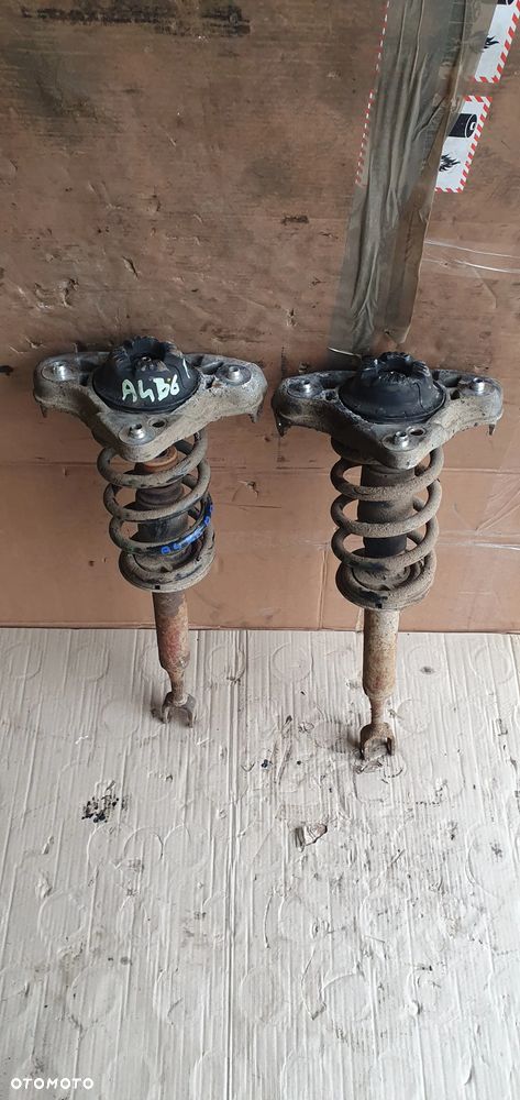 Amortyzator prawy lewy sprężyna przód Audi A4 B6 - 1