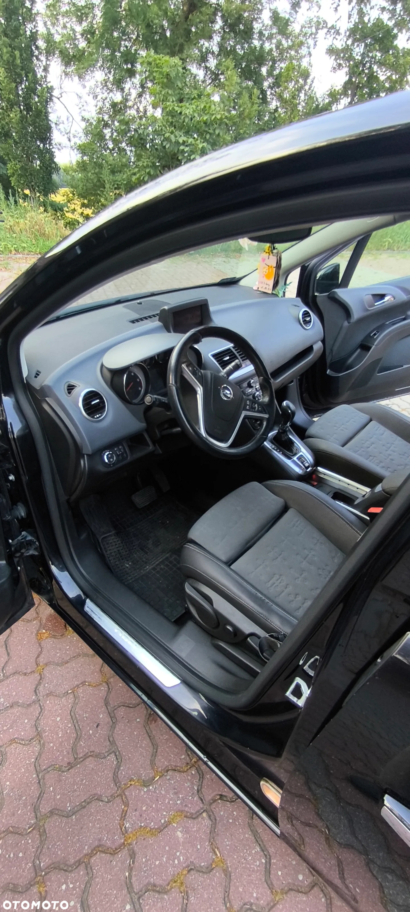 Opel Meriva - 15