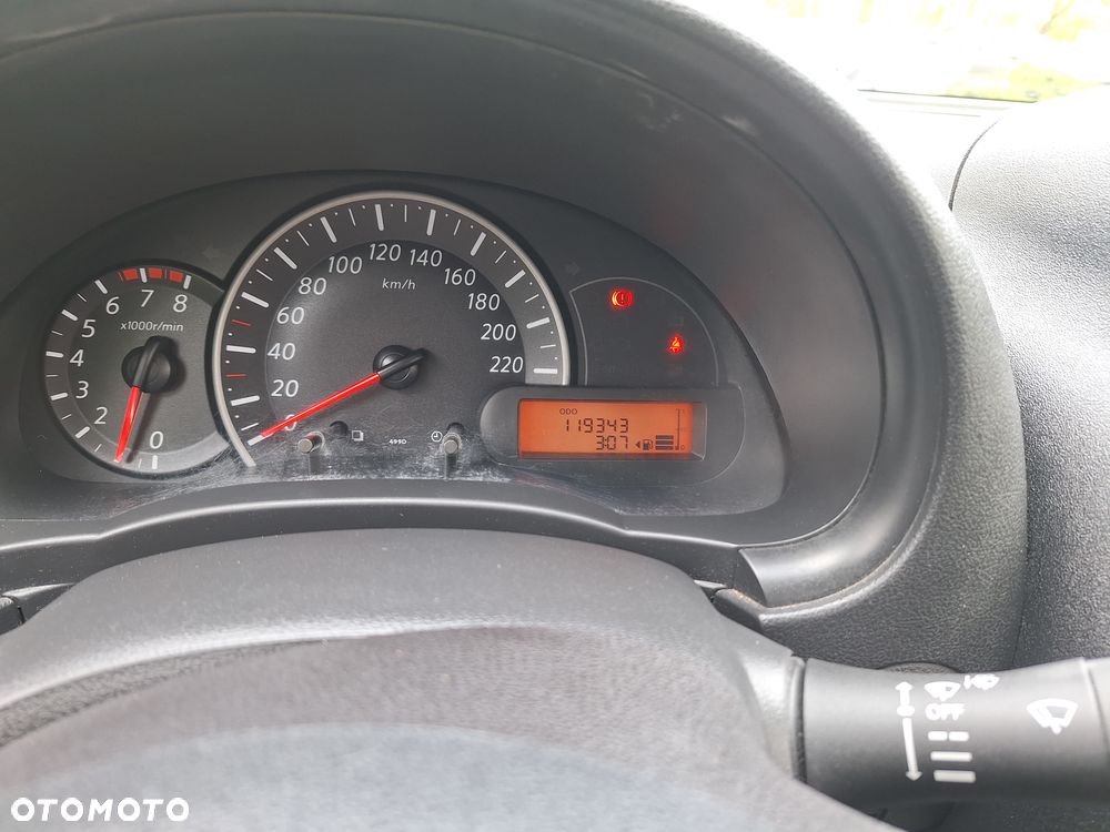 Nissan Micra - 9