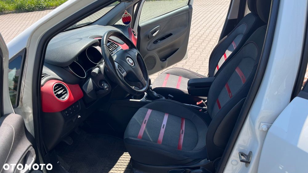 Fiat Punto Evo 1.4 8V Racing - 10