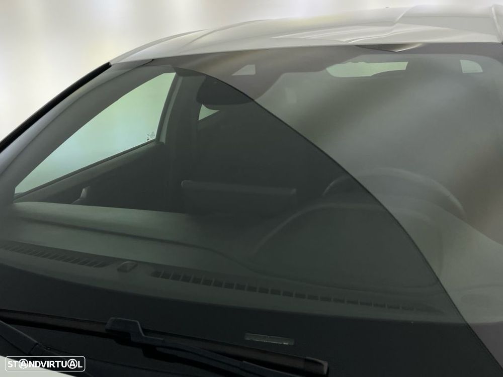 Ford Focus 1.0 EcoBoost MHEV ST-Line - 19