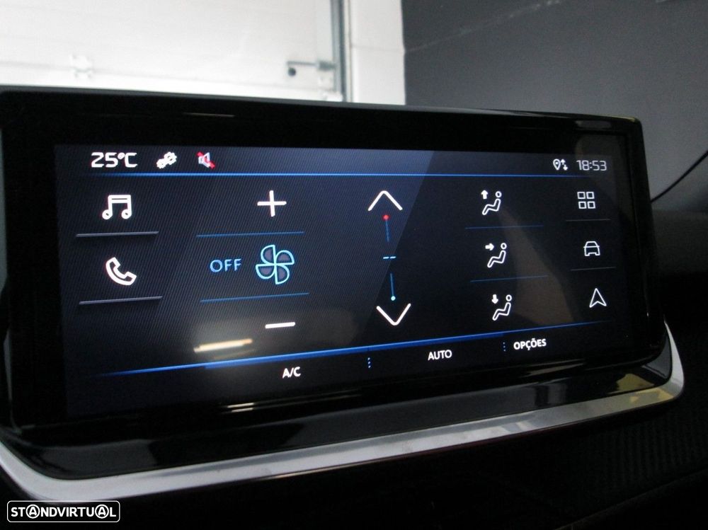 Peugeot 2008 1.2 PureTech Active - 40