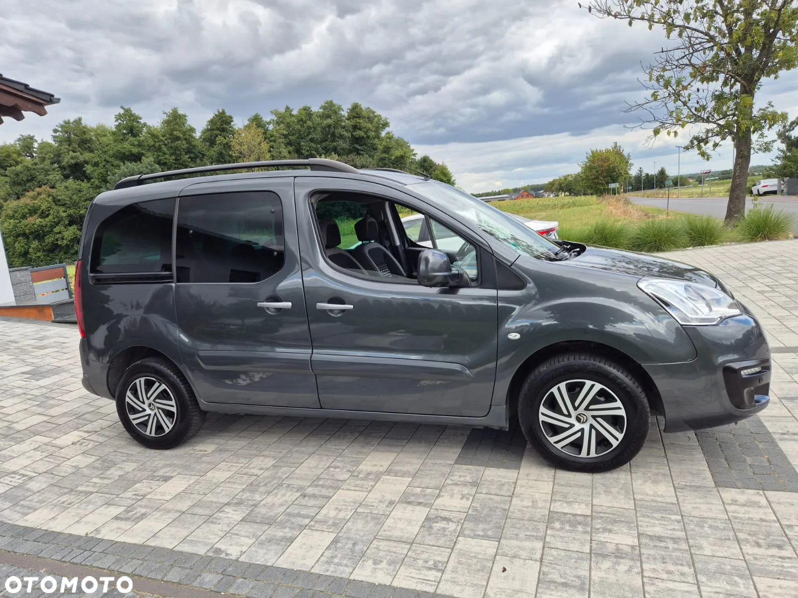 Citroën Berlingo 1.6 BlueHDi Feel Edition - 9
